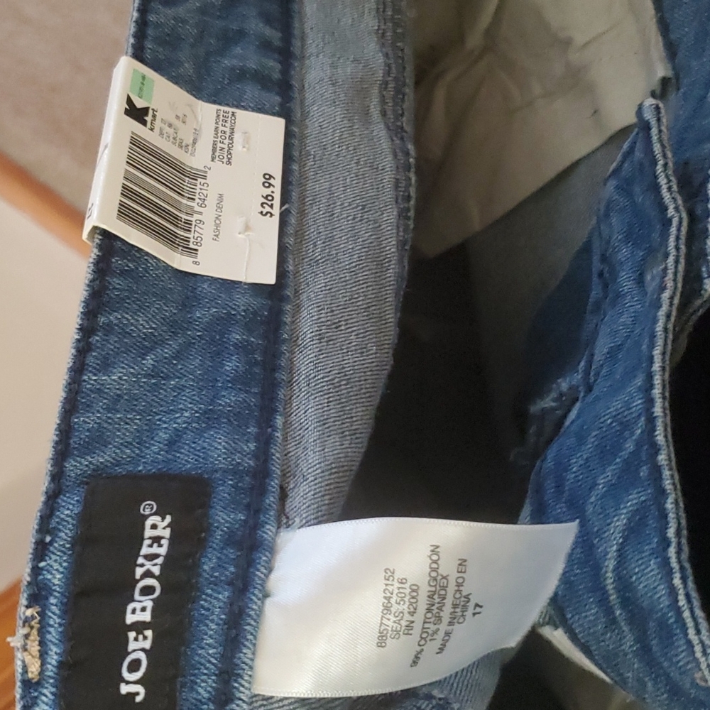Jeans - Picture 3 of 3